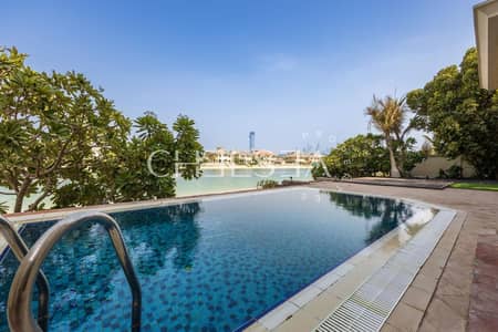 4 Bedroom Villa for Rent in Palm Jumeirah, Dubai - Private Pool | Luxurious Living  | Marina View