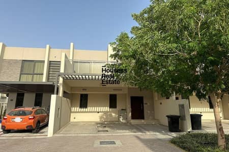 3 Bedroom Villa for Rent in DAMAC Hills 2 (Akoya by DAMAC), Dubai - Elegant | Tranquil Community | Ensuite Bathroom