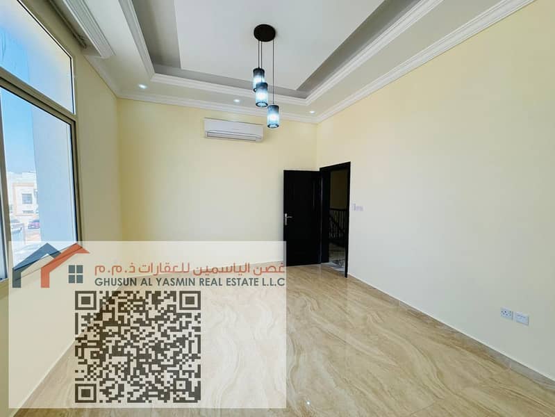 13 ce924c1a-30ef-4c99-ae79-de73350a1793. jpg