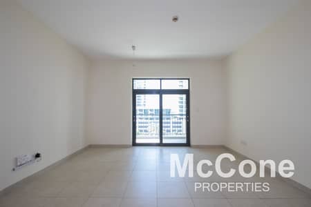 Lake View | Well Maintained | Prime Location