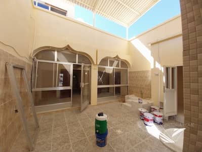 Spacious!4bedroom villa hall majlis inside ac inside parking maid room al sabkha sharjah