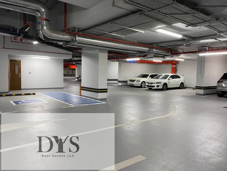 6 7 Parking. jpg