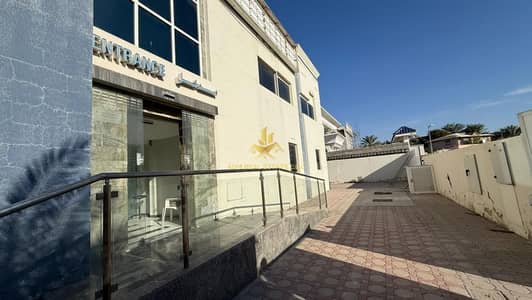 فيلا تجارية  للايجار في بر دبي، دبي - IMG-20250122-WA0064. jpg