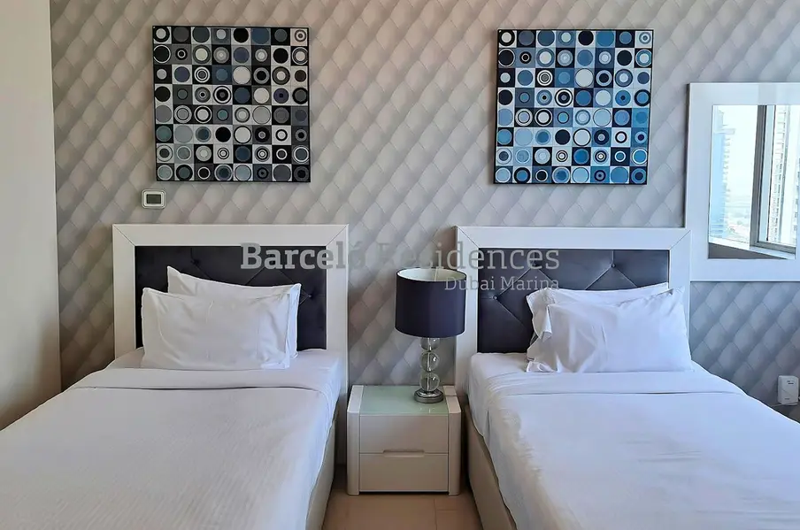 Daily Offer - Large layout - Sea View - Fully Serviced - Two Bedroom Apartment - All Taxes Included - No Commission - Balcony