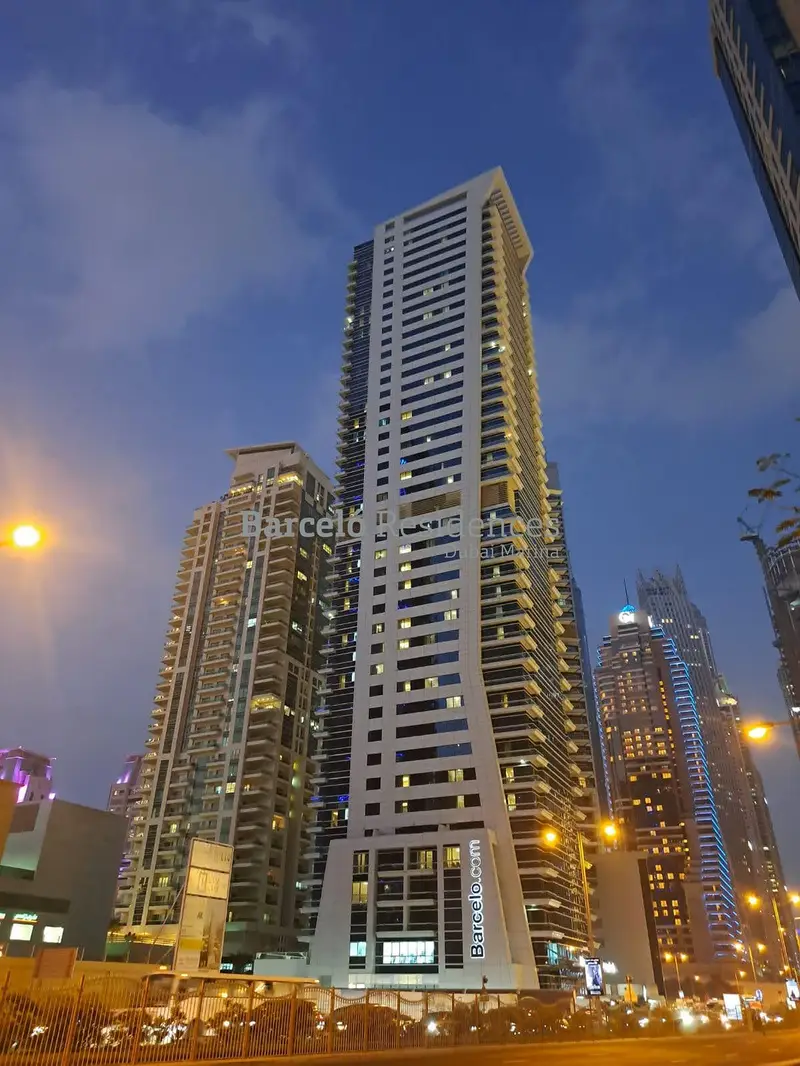 Daily Offer - Large layout - Sea View - Fully Serviced - Two Bedroom Apartment - All Taxes Included - No Commission - Balcony