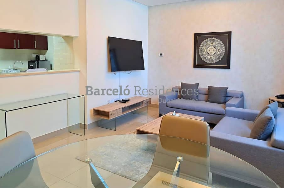 4 One Bedroom - Living area 1. jpg