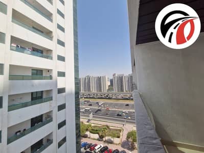 Semi-Furnished 1-BHK | 2 Mins to Metro
