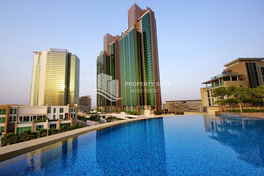 9 abu-dhabi-al-reem-island-marina-square-marina-blue-community-swimming-pool-3. JPG