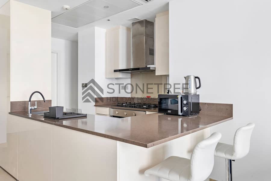 High Floor | Premium Amenities | Heart of Marina - Image 9