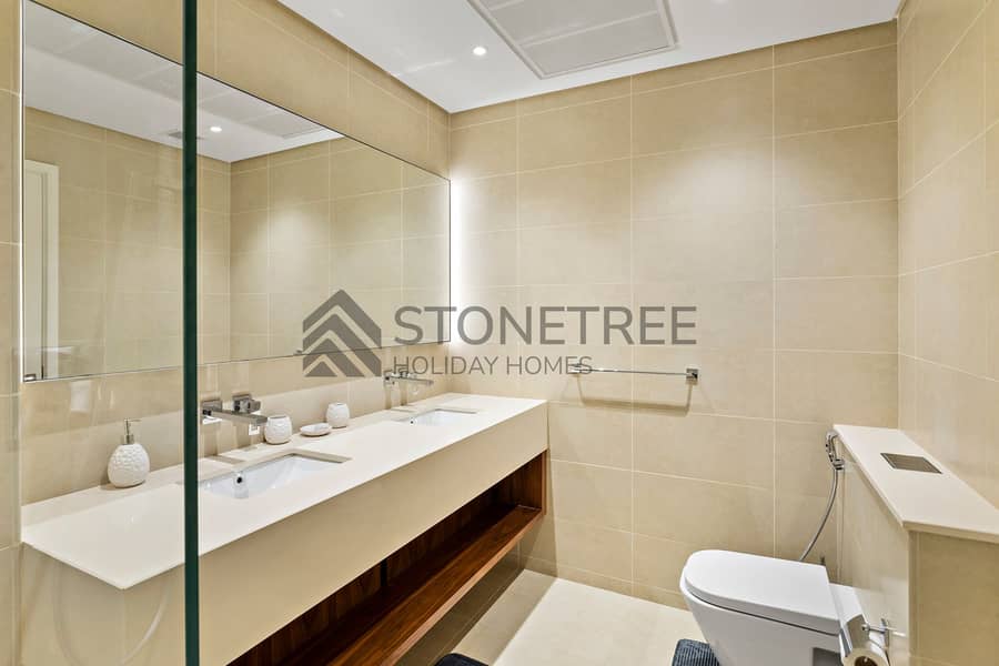 High Floor | Premium Amenities | Heart of Marina - Image 14