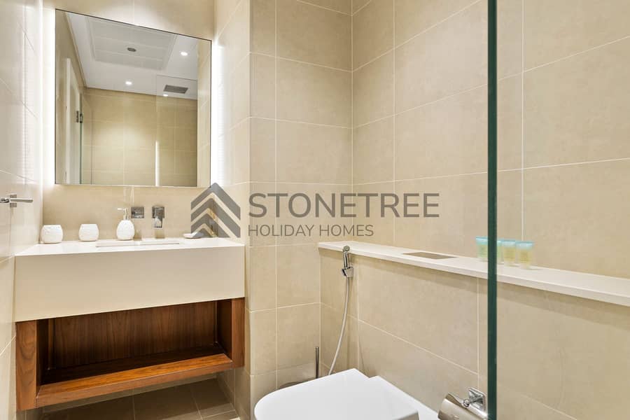 High Floor | Premium Amenities | Heart of Marina - Image 18