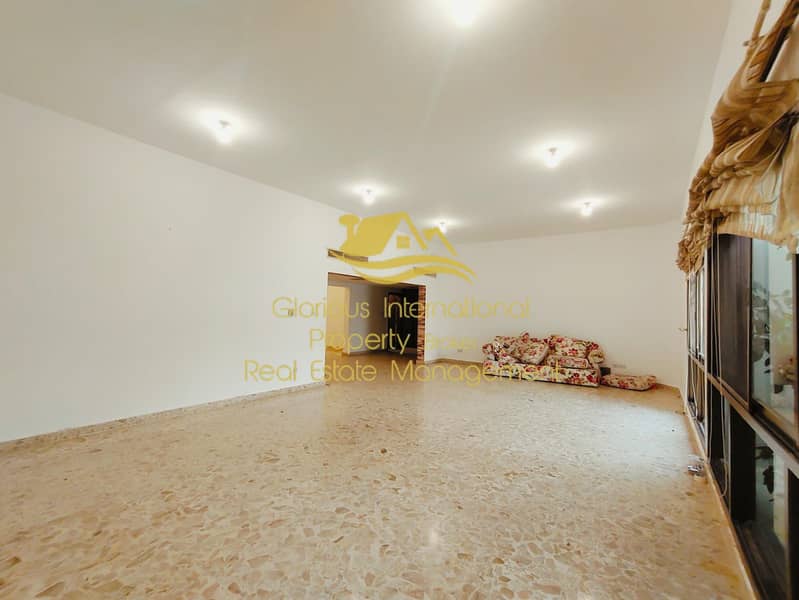 15 11ef3bcf-efaf-4679-9af3-d2169efa173b. jpg