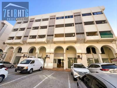 Shop for Rent in Al Karama, Dubai - main. jpg