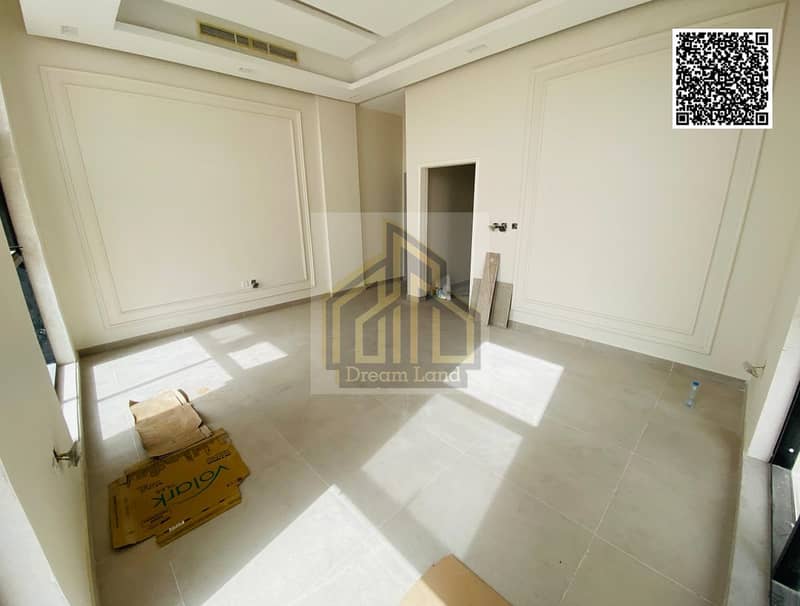 7 batch_2b57b2e8-0baf-48a4-b426-0cdeedb8ef70. jpg