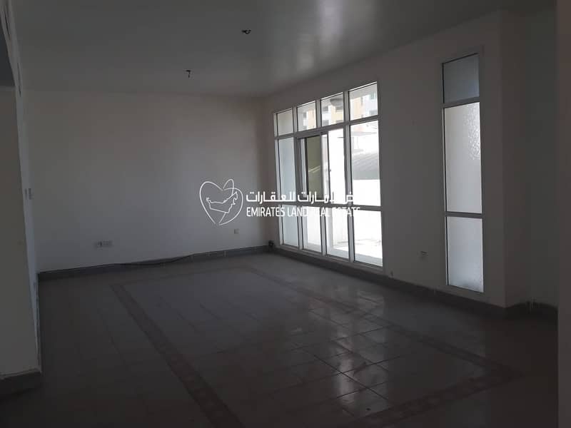 For rent Villa in the Emirate of Sharjah in the area of Umm Khanor