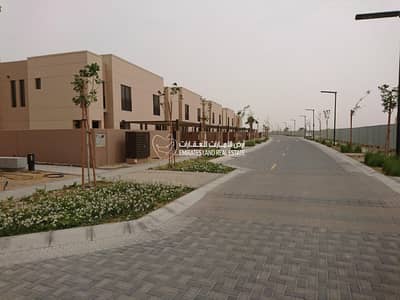 Ready 3 Bedroom Townhouses in Al Nargis - Al Zahia Ready 3 Bedroom Townhouses in Al Nargis - Al Zahia