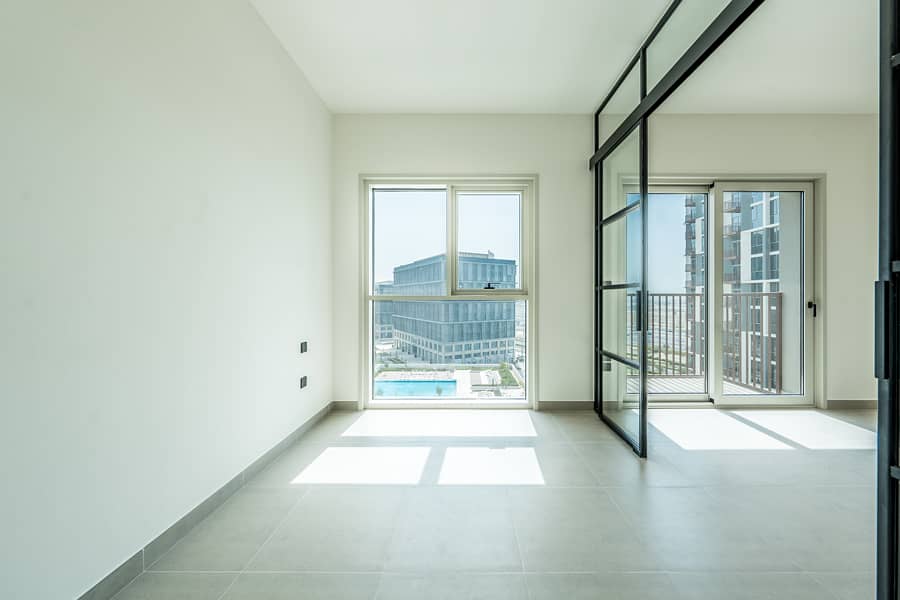 Chiller Free | Mid-High Floor | Pool View Chiller Free | Mid-High Floor | Pool View