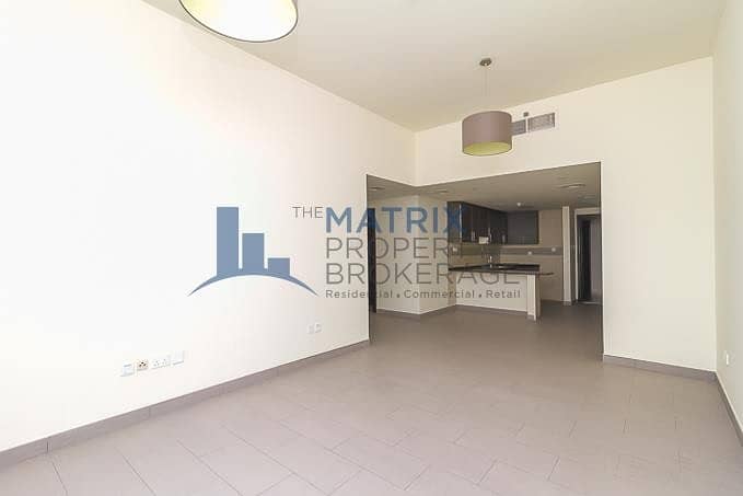 Great Deal! | Spacious Unit | 12 Cheque