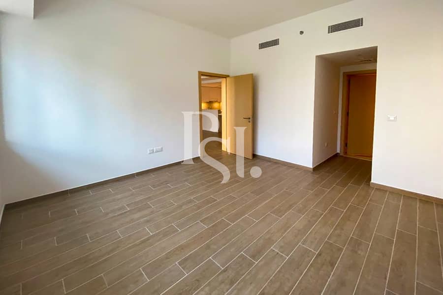 5 Unit-301-Building-1-Mayan-Yas-Island-Abu-Dhabi-UAE (4). jpg