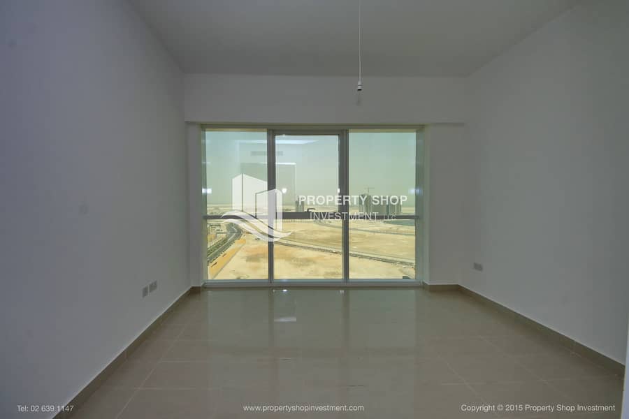 8 2-br-apartment-abu-dhabi-al-reem-island-marina-square-mag-5-residences-bedroom-1. JPG