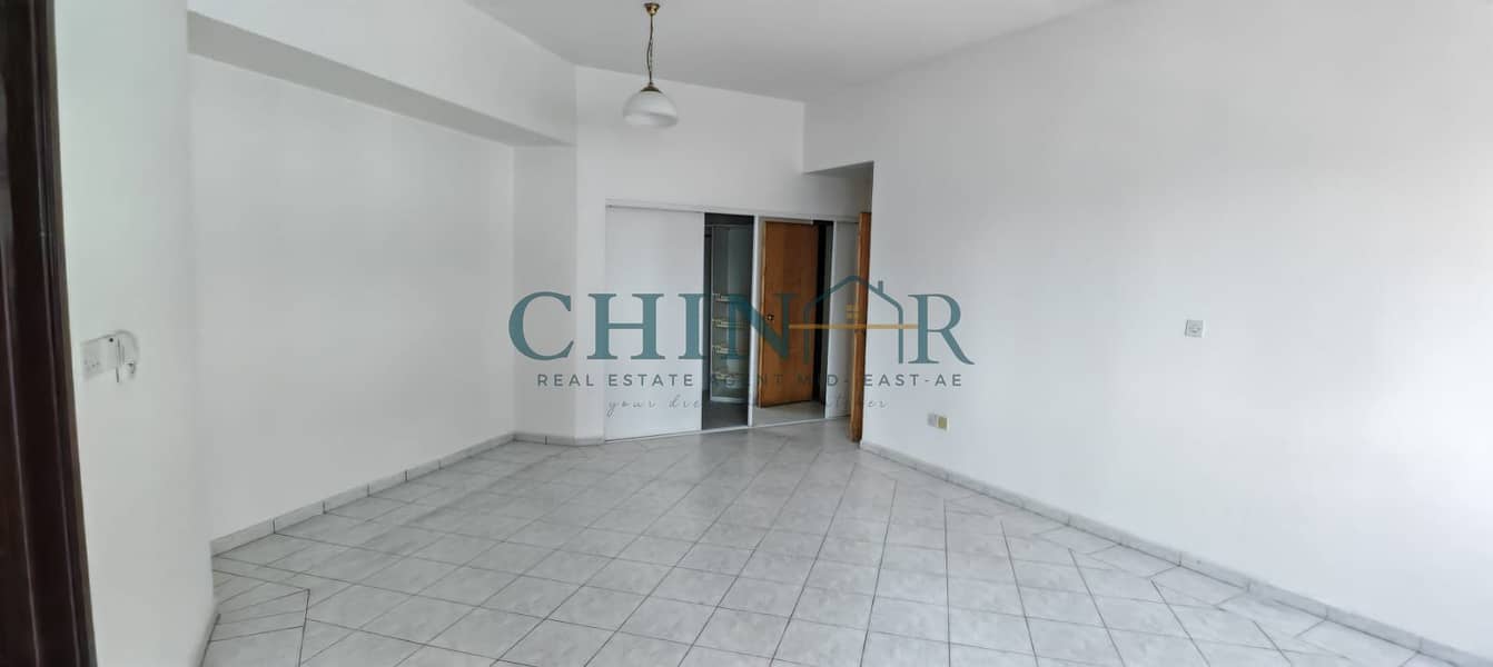 3 c5ac2ef6-eefb-41cd-9470-1ec7f3a9566a. jpg