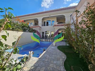 Spacious 5 Bed Villa | Pool | Garden | Umm Suqeim3