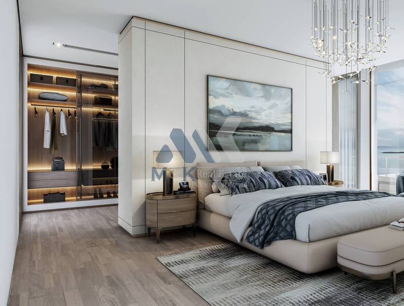 6 Master Bedroom_5Bed-Type B. jpg