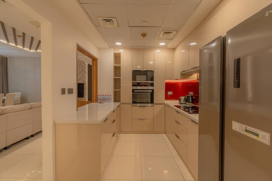 10 MLC01916-HDR. jpg