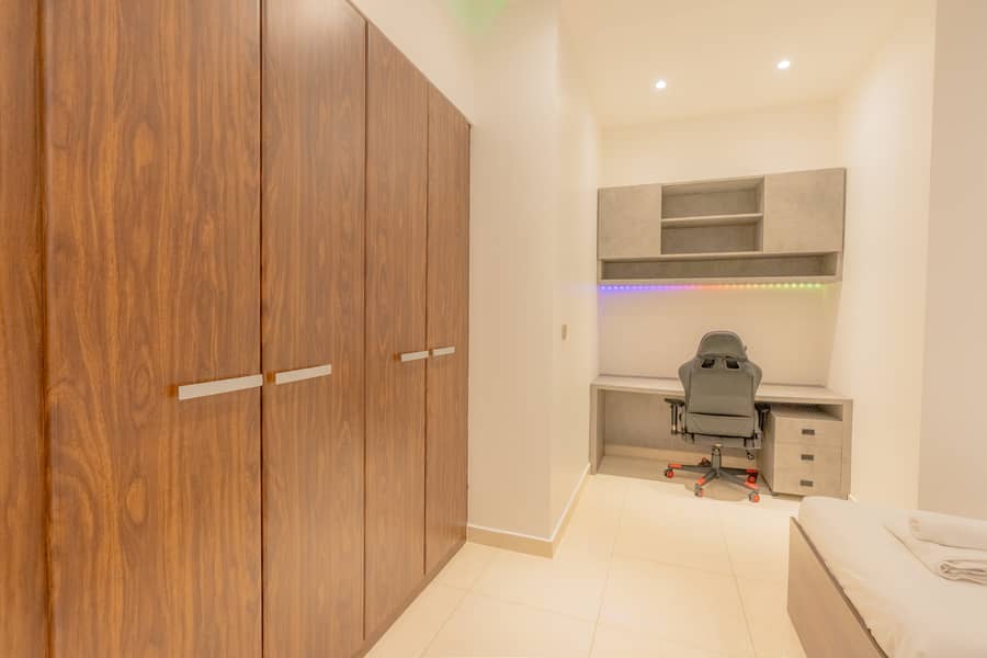 30 MLC01731-HDR. jpg