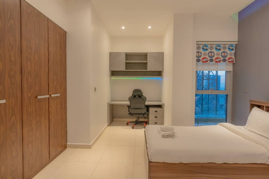 32 MLC01721-HDR. jpg