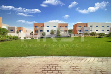 4 Cпальни Вилла Продажа в Аль Риф, Абу-Даби - External Photo of Contemporary Village Al Reef Villas Al Reef Abu Dhabi UAE (17). jpg