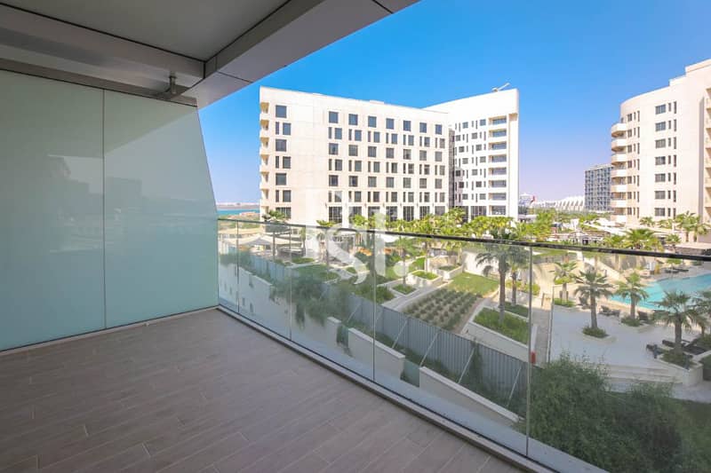 2 mayan-1-yas-island-abu-dhabi-balcony-views (1). JPG