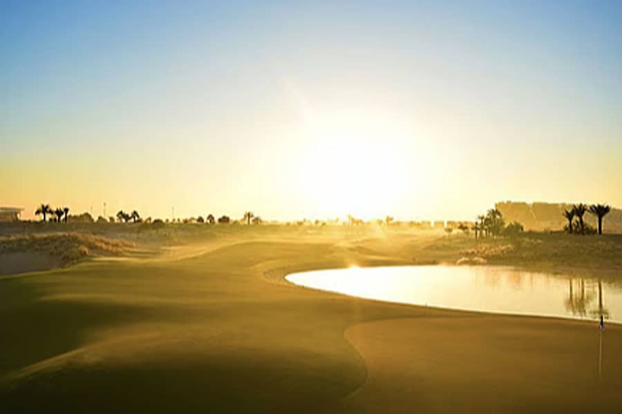 Spacious Apartment with Golf Course Views Spacious Apartment with Golf Course Views