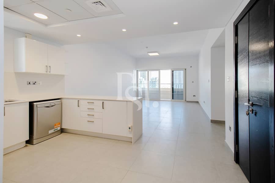 3 boardwalk-residences-al-reem-island-dining. jpg