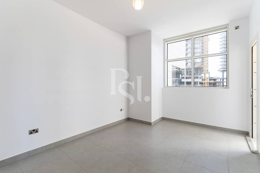 8 boardwalk-residences-al-reem-island-bedroom (4). jpg