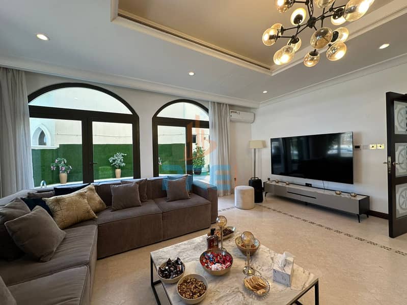 7 Palm Villa Pics (1). jpeg