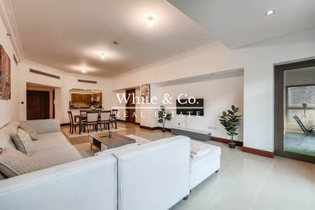 2 Bedroom Apartment for Rent in Palm Jumeirah, Dubai - Furnished | Extended Terrace | Luxurious