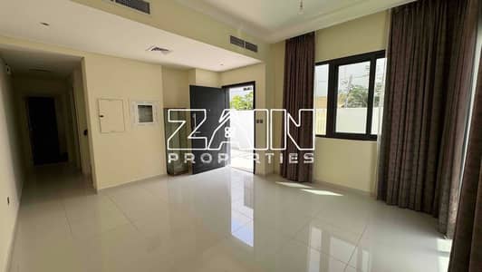 L Shape Garden | 3 Bed + Maid | R2-EM Back to Back