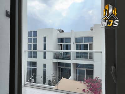 Exclusive 4BHK Villa | Maid Room | Pool