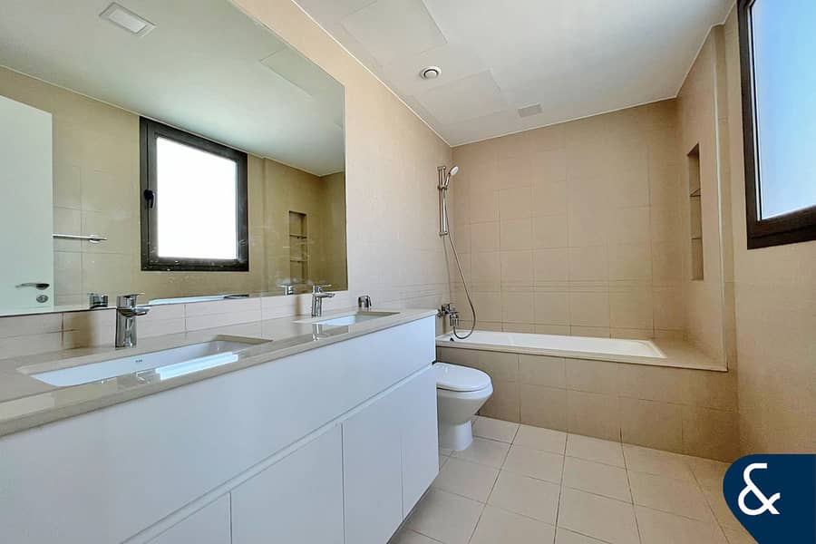 Exclusive | Single Row | Landscaped Garden - Image 10