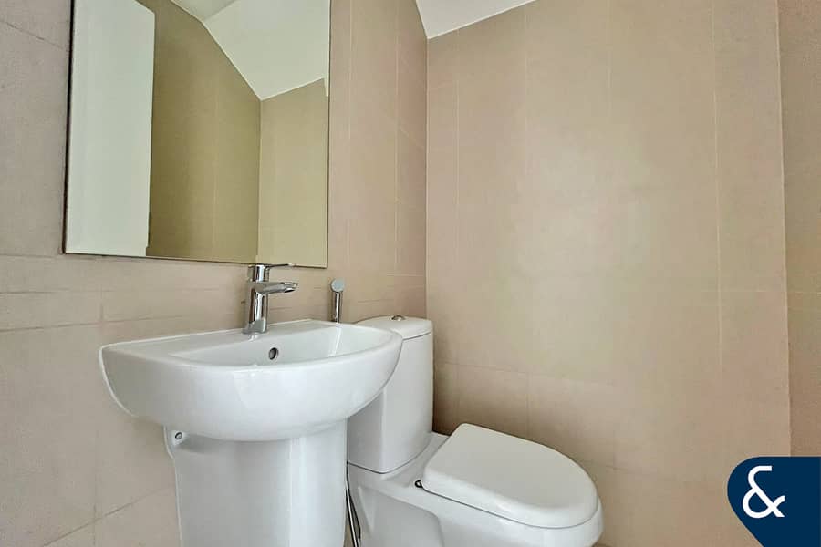 Exclusive | Single Row | Landscaped Garden - Image 12