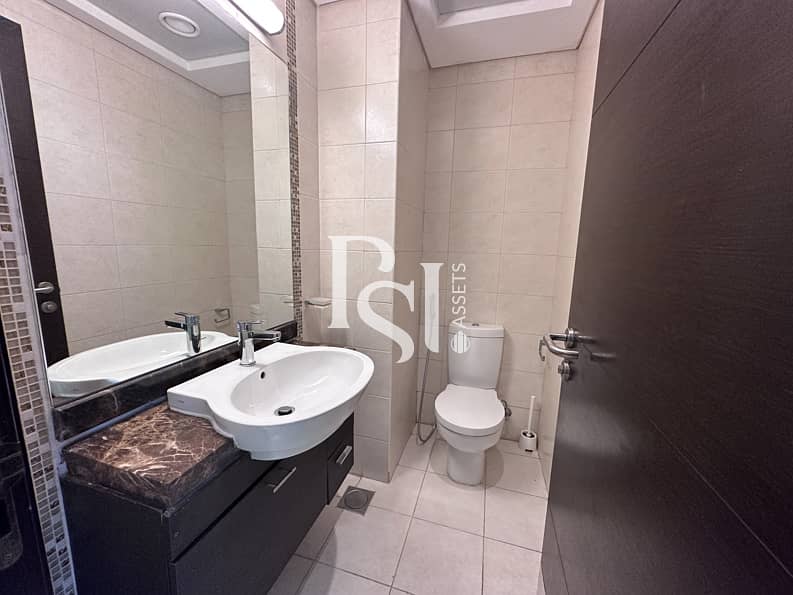 11 Mangrove. Abu Dhabi. Reem. Sea . bEACH . pARKING. Closed Kitchen (3). jpg