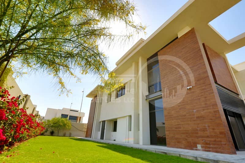 Stunning 4BR Villa in Yas Island for Sale!!