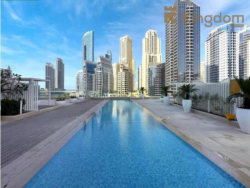 12 Luton-Vacation-Homes-Stella-Maris-Tower-Dubai-Marina-Exterior. jpg