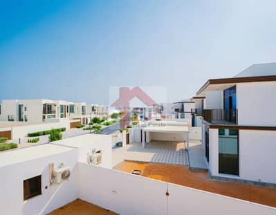 5 Br Executive Villa | Very Big plot | Ready For your Next move