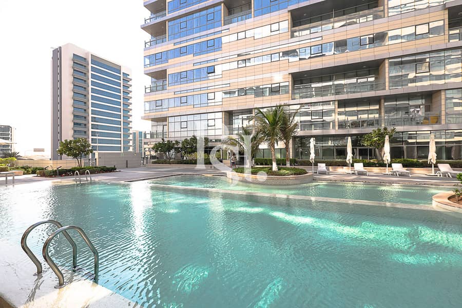 10 lamar-al-raha-beach-abudhabi-pool (1). JPG