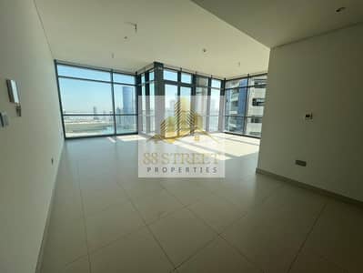 This charming 3-bedroom home on the friendly and vibrant Al Reem Island is just waiting for you.