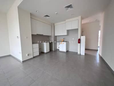 Well Maintained, Close to Pool and Park