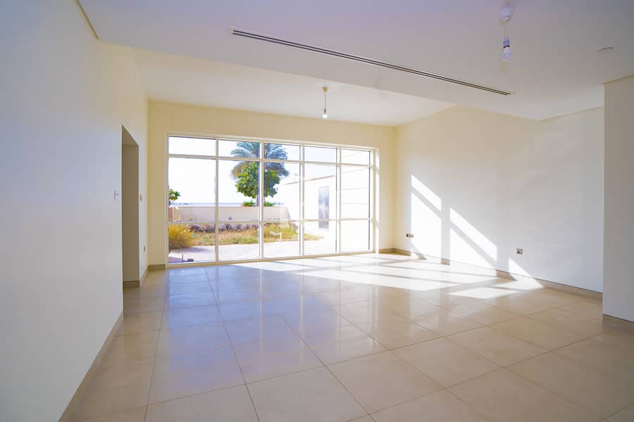 4 3BRM-Townhouse-15-Lamar-Al-Raha-Beach-Abu-Dhabi-UAE (32). jpg