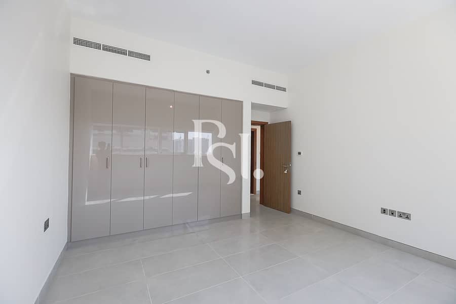 3 lamar-al-raha-beach-abudhabi-bedroom (3). JPG